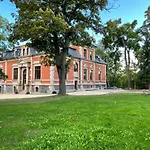 Aussergewoehnliche Stadtvilla *