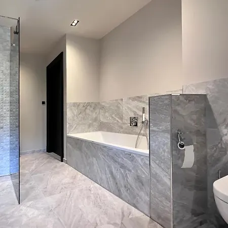 Aussergewoehnliche Stadtvilla 公寓