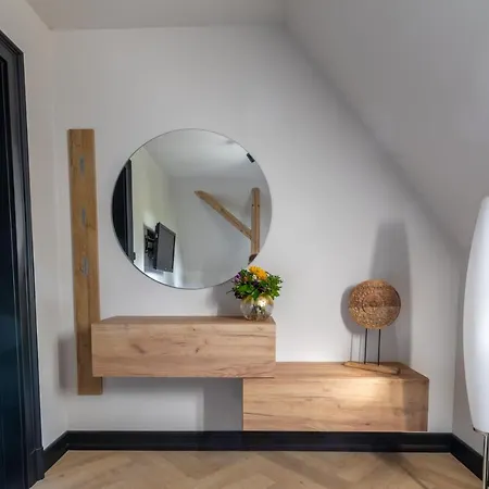 公寓 Aussergewoehnliche Stadtvilla 普劳恩