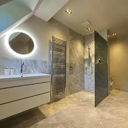 公寓 Aussergewoehnliche Stadtvilla *