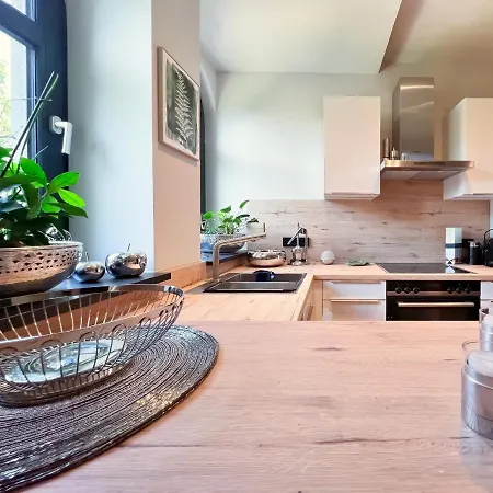 Aussergewoehnliche Stadtvilla Lejlighed