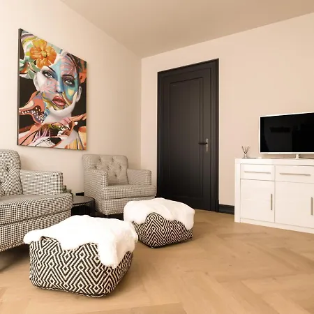 Aussergewoehnliche Stadtvilla Plauen