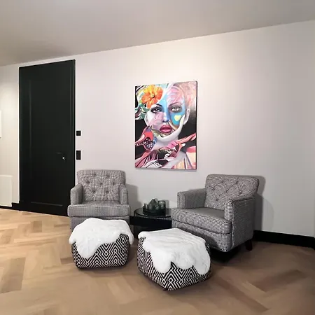 Aussergewoehnliche Stadtvilla Lejlighed