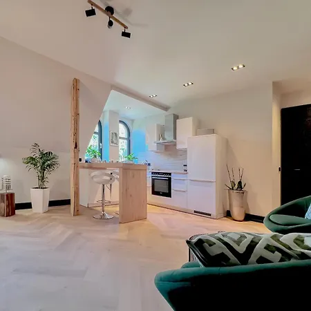 Aussergewoehnliche Stadtvilla *