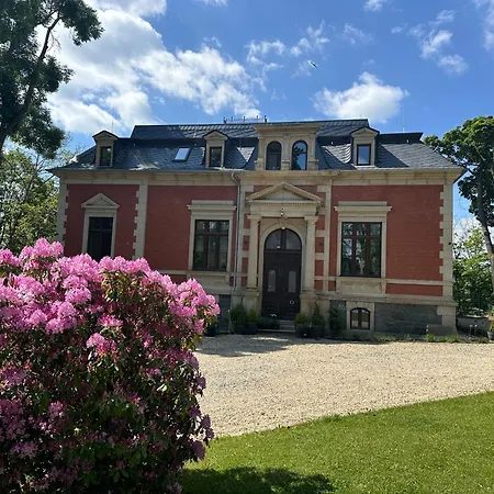 Aussergewoehnliche Stadtvilla Plauen