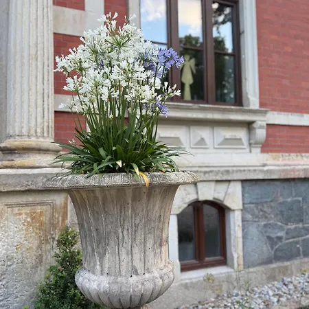 Aussergewoehnliche Stadtvilla